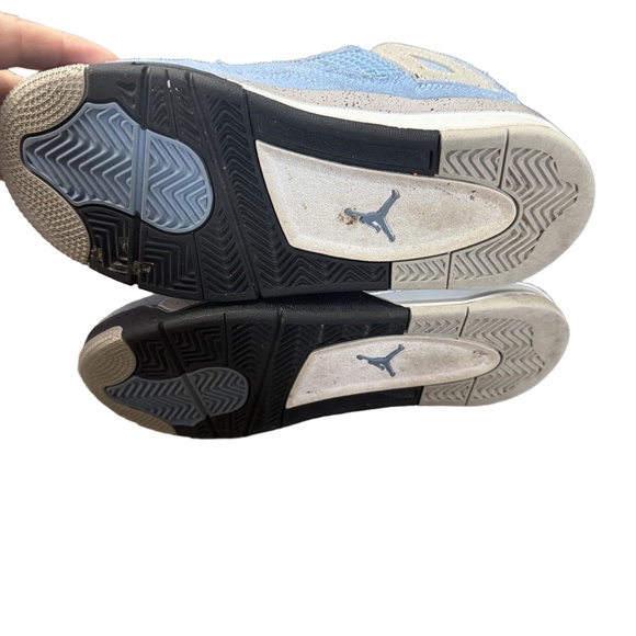 Jordan Retro 4 - Picture 5 of 9